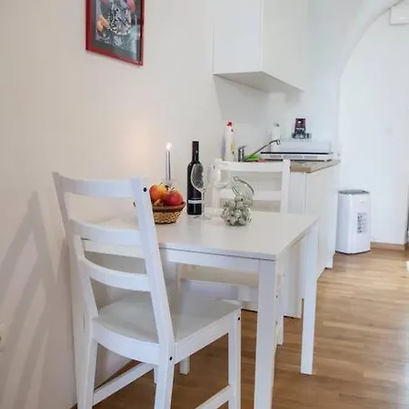 Sweet Raffaello On Location Apartment *